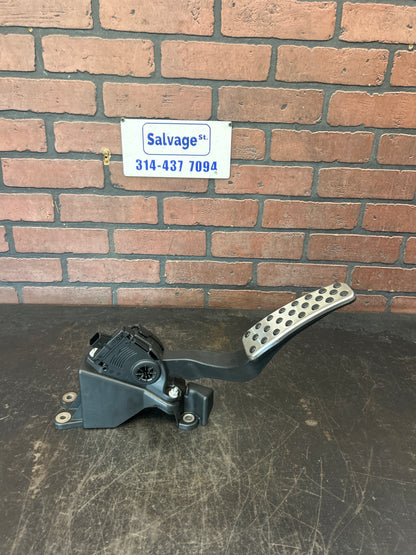 2010 Dodge Challenger Charger SRT8 OEM 6.1 PCM ECU Ignition Node Pedal Kit 70k