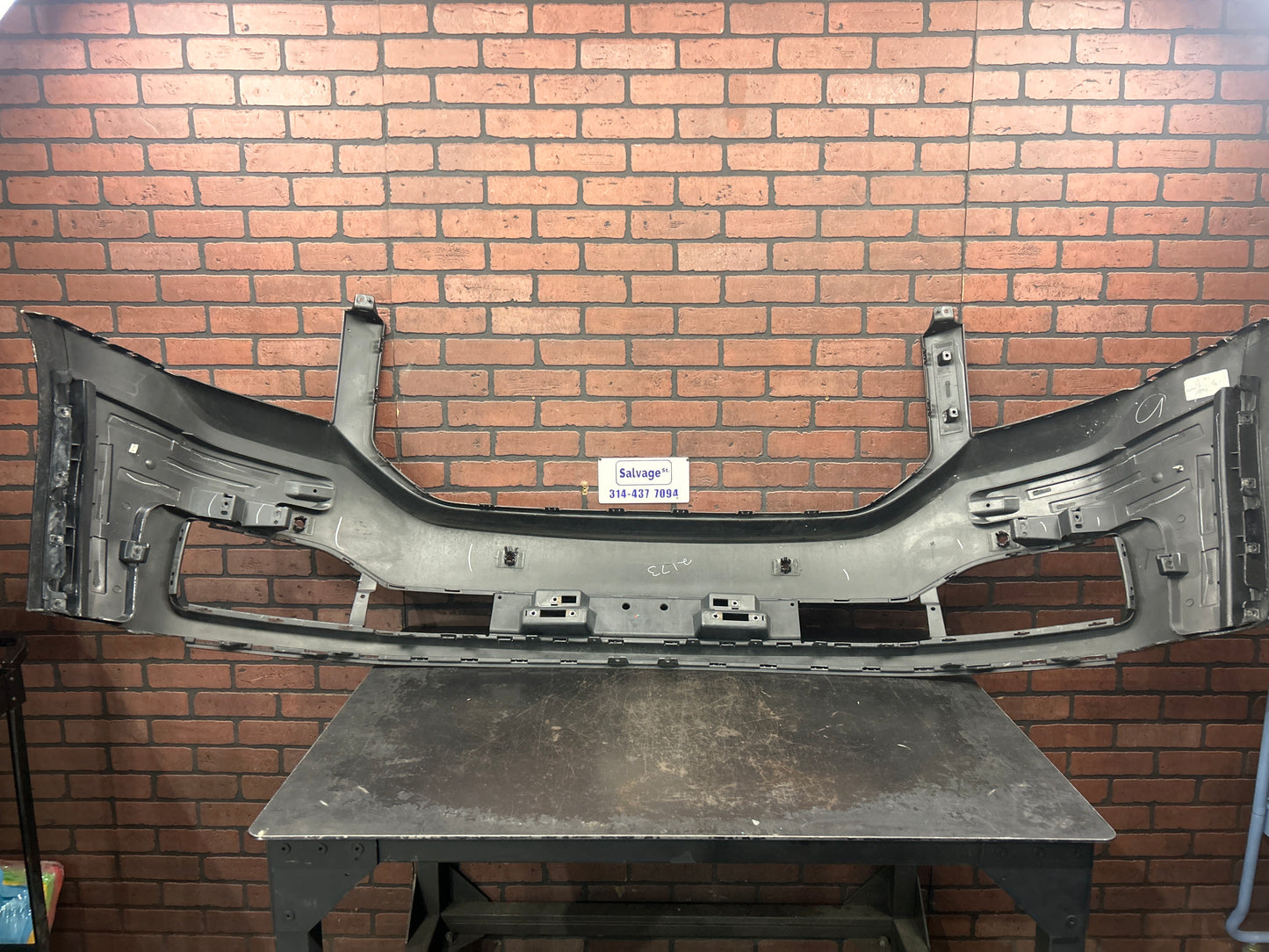 2015-2020 GMC YUKON FRONT BUMPER COVER ASSEMBLY OEM 22936422