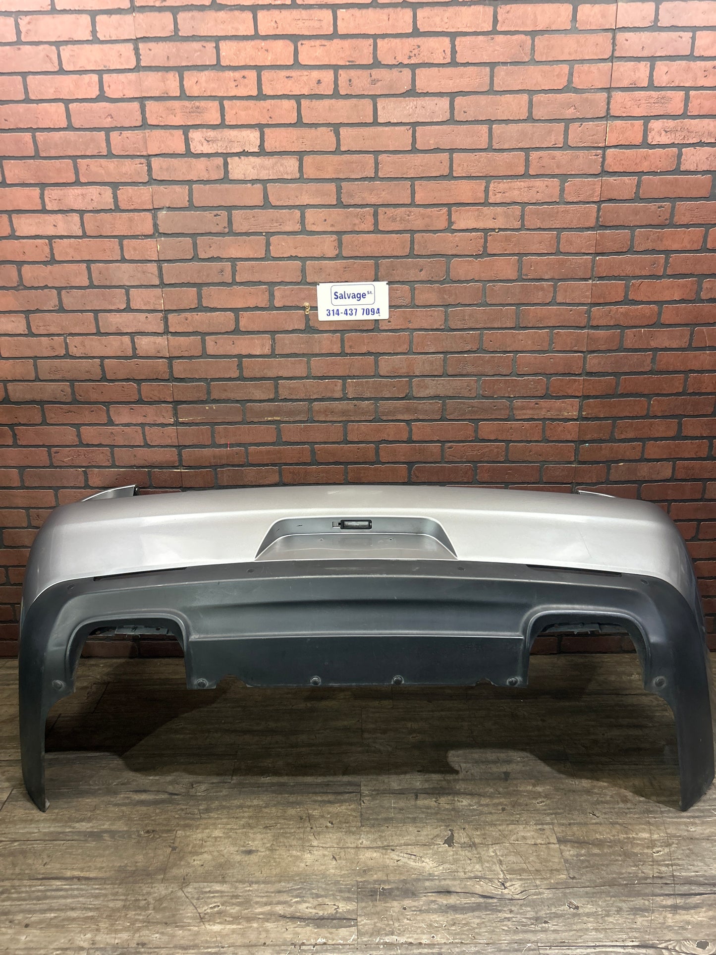 2015 - 2022 DODGE CHALLENGER REAR BUMPER COVER & REFLECTOR LAMP & TAIL PIPE OEM