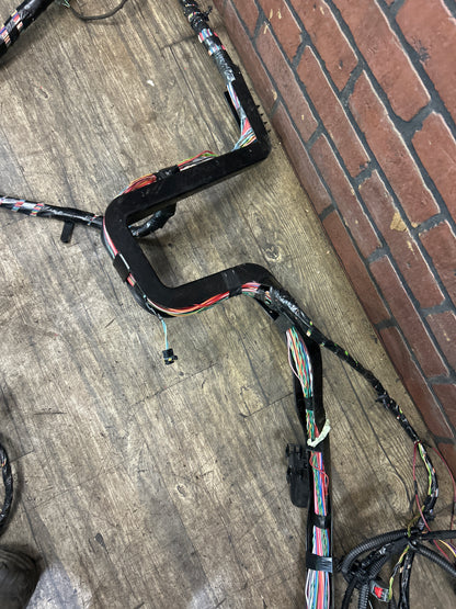 2010 DODGE CHALLENGER SRT8 6.1L OEM BODY WIRE WIRING HARNESS 68056021AA