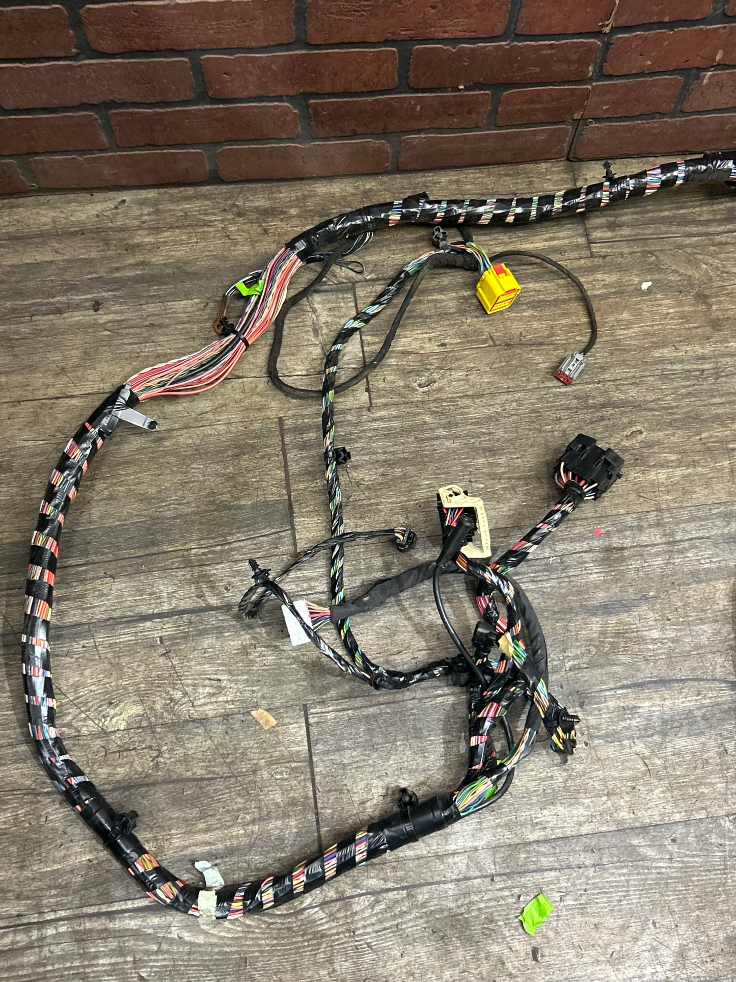 2010 DODGE CHALLENGER SRT8 6.1L OEM BODY WIRE WIRING HARNESS 68056021AA