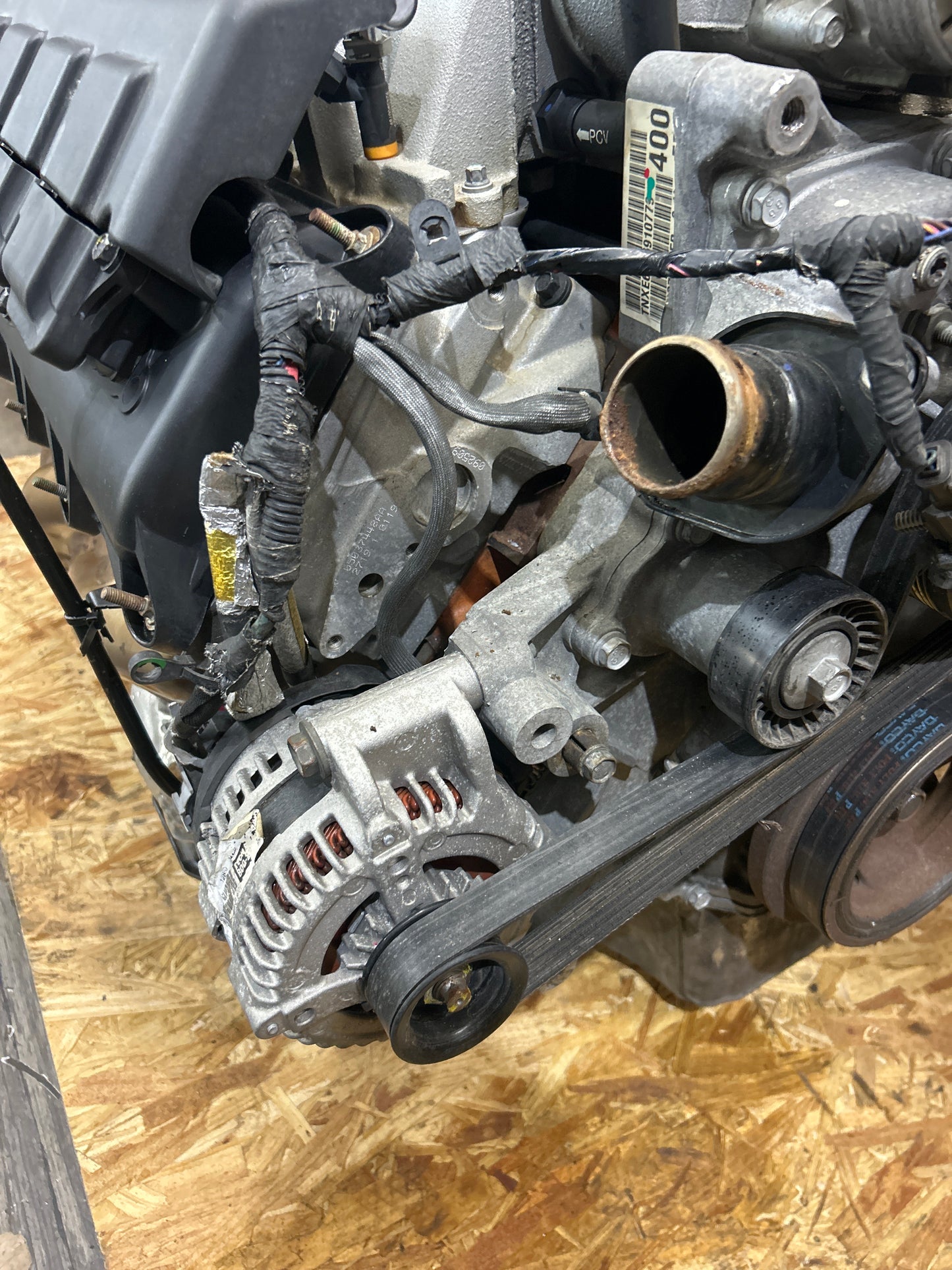 05-10 Chrysler 300C Dodge Charger Challenger SRT-8 6.1L Hemi Engine Assembly