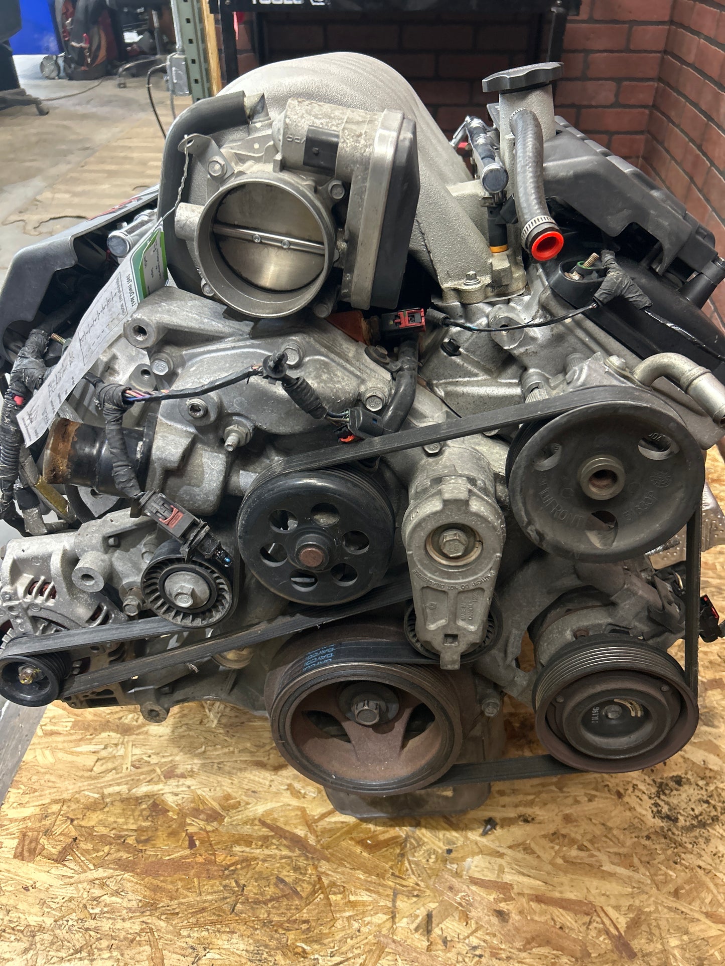 05-10 Chrysler 300C Dodge Charger Challenger SRT-8 6.1L Hemi Engine Assembly