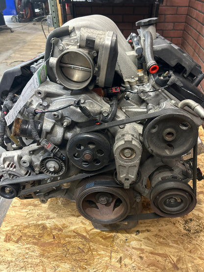 05-10 Chrysler 300C Dodge Charger Challenger SRT-8 6.1L Hemi Engine Assembly