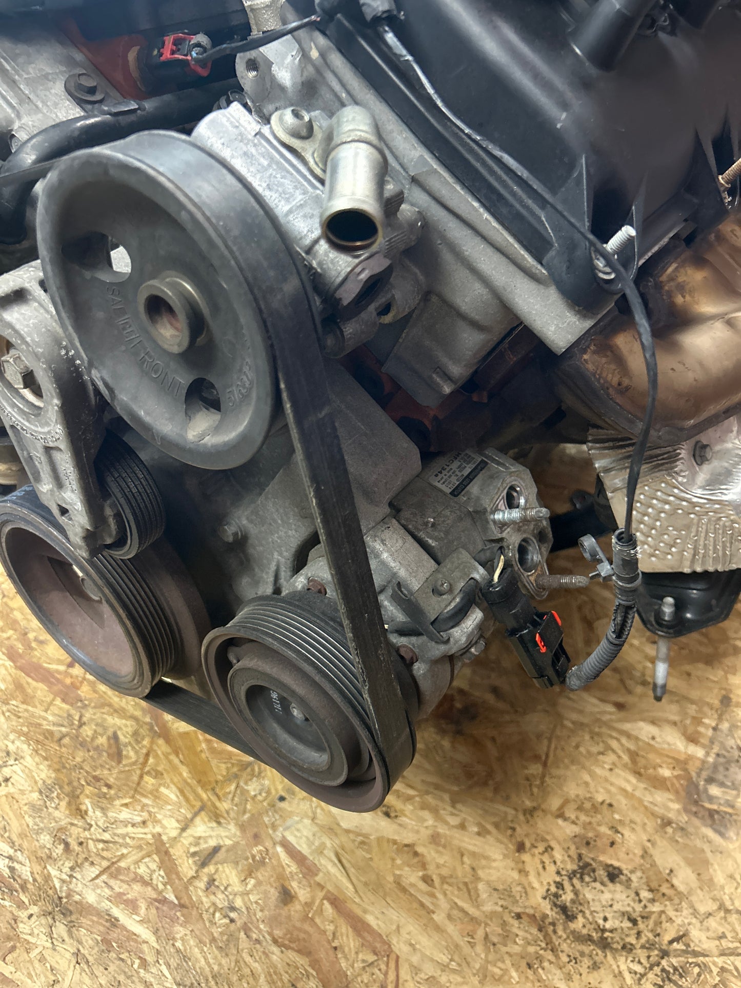 05-10 Chrysler 300C Dodge Charger Challenger SRT-8 6.1L Hemi Engine Assembly