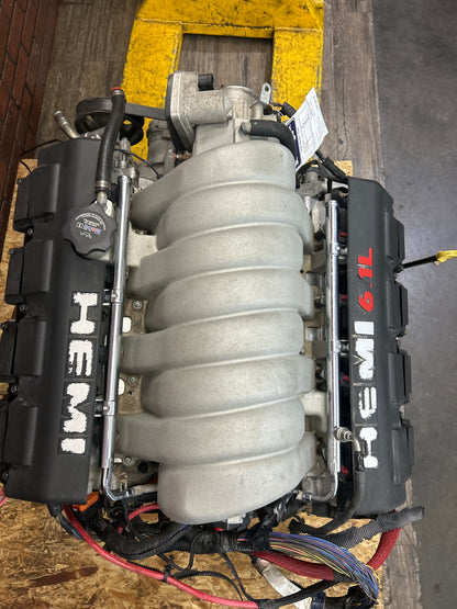 05-10 Chrysler 300C Dodge Charger Challenger SRT-8 6.1L Hemi Engine Assembly
