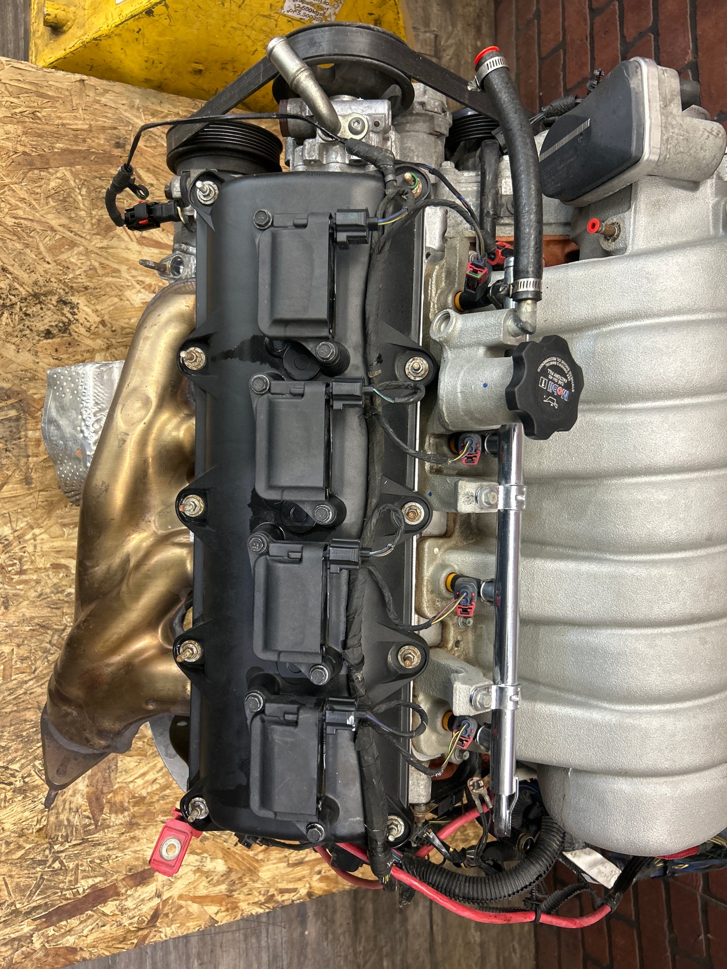 05-10 Chrysler 300C Dodge Charger Challenger SRT-8 6.1L Hemi Engine Assembly