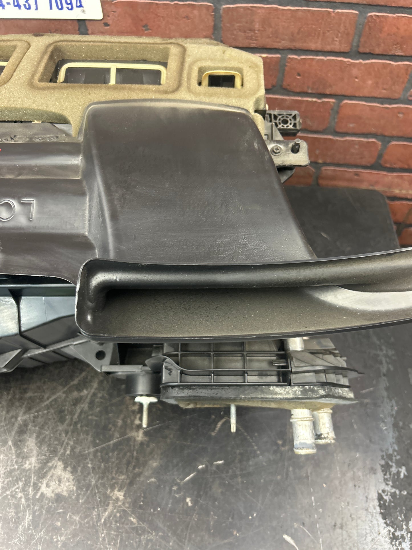 2008-2010 Dodge Challenger HVAC A/C Heater Blower Housing Box Assembly OEM