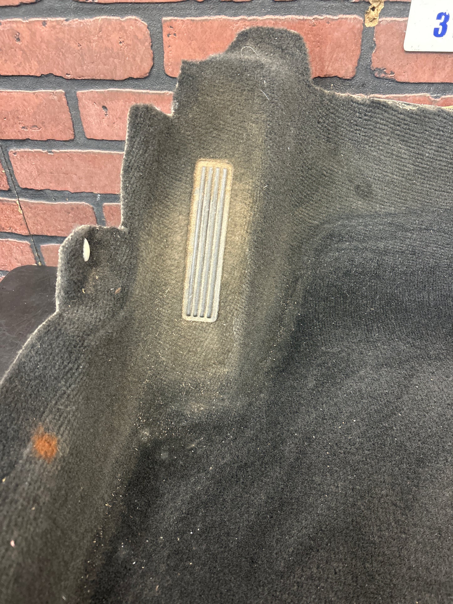 2008-2010 Dodge Challenger SRT8 Front Left Driver Carpet Floor Carpet OEM Mopar