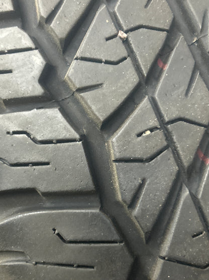 1x P265/70R17 Dunlop Grandtrek AT 20 7/32 113 S Used Tire 2657017