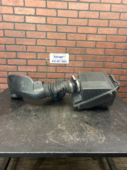 2007-2010 CALIBER PATRIOT AIR CLEANER INTAKE W/ TUBE HOSE ASSEMBLY OEM