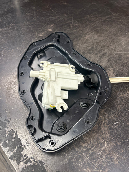 2017 - 2025 AUDI A8 REAR PASSENGER RIGHT SIDE DOOR LATCH LOCK ACTUATOR OEM