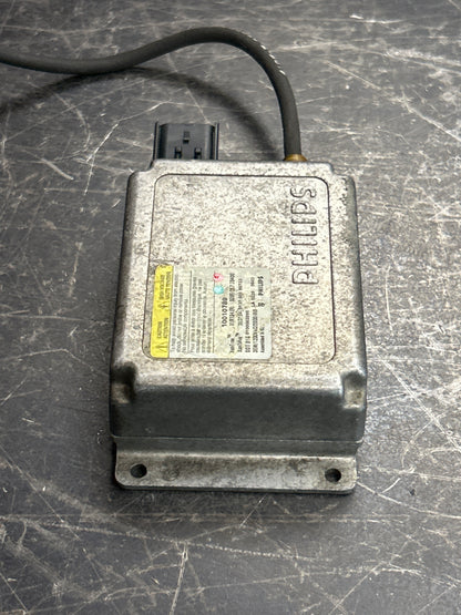 2003-2006 Cadillac Escalade Philips Headlight Ballast Xenon Module Assembly OEM