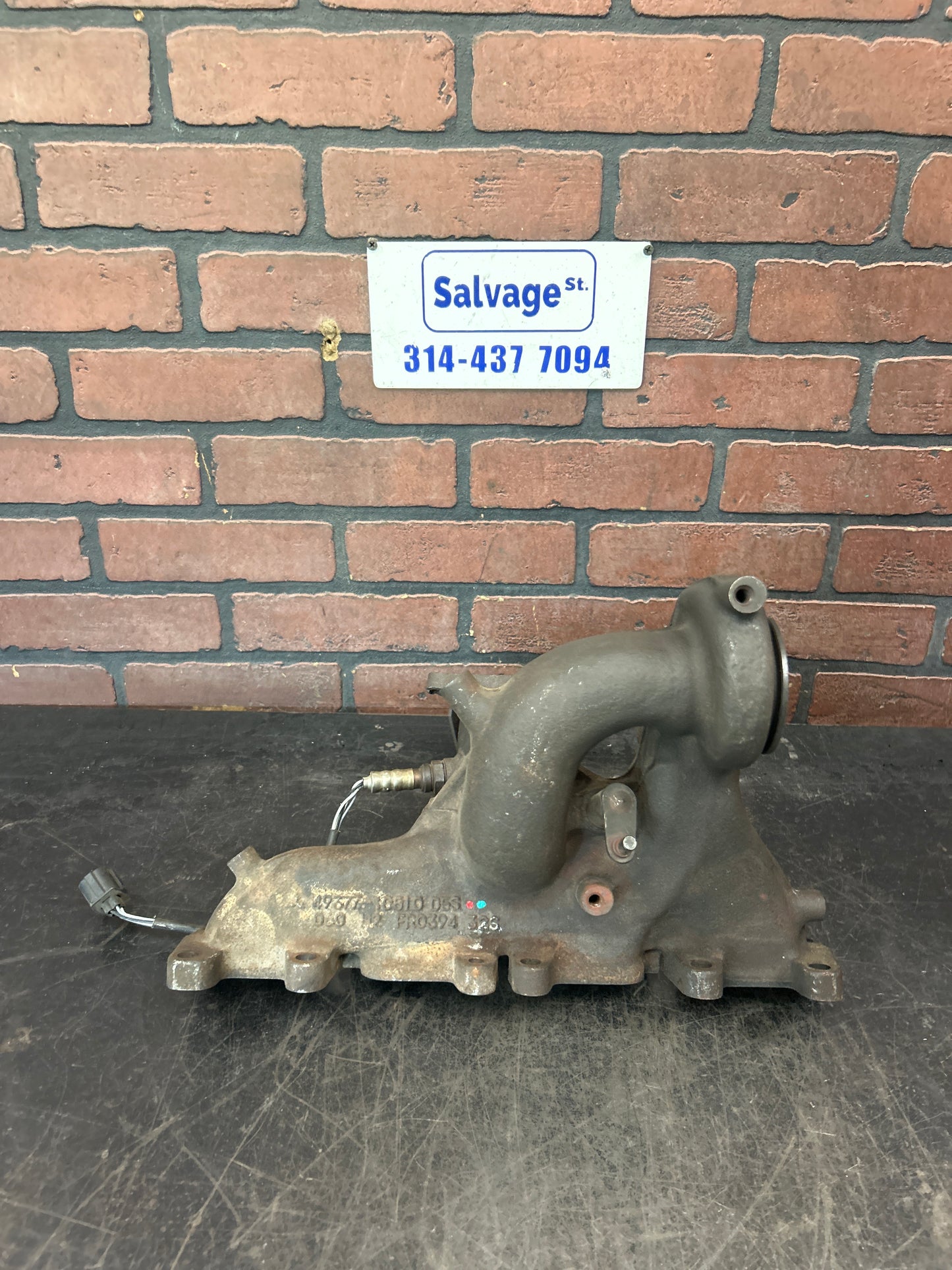 2003 - 2005 Dodge Neon Chrysler PT Cruiser Exhaust Manifold OEM