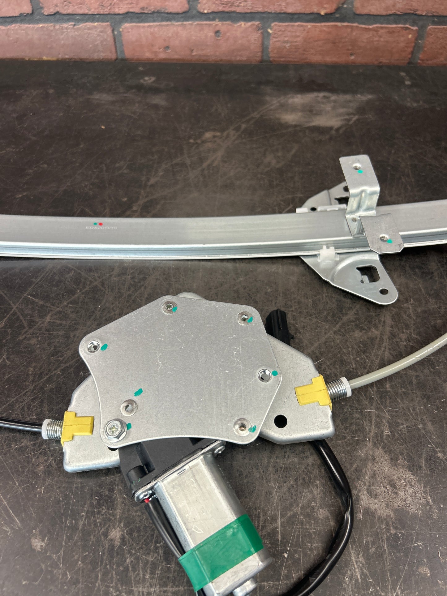 1998-2003 Dodge Dakota Durango Rear Driver Left Power Window Regulator Motor