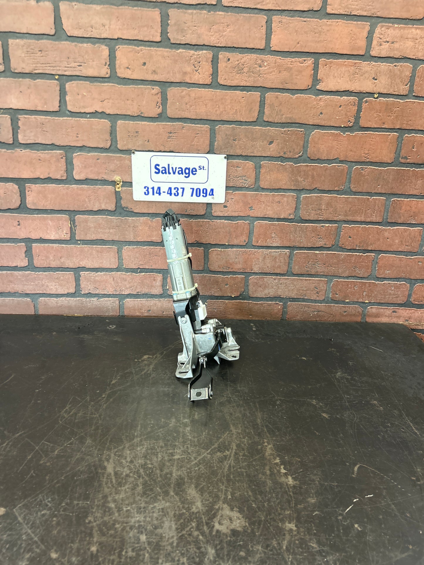 Audi 4G8 A7 S7 Rear Driver Left Side Trunk Boot Electric Drive Motor OEM