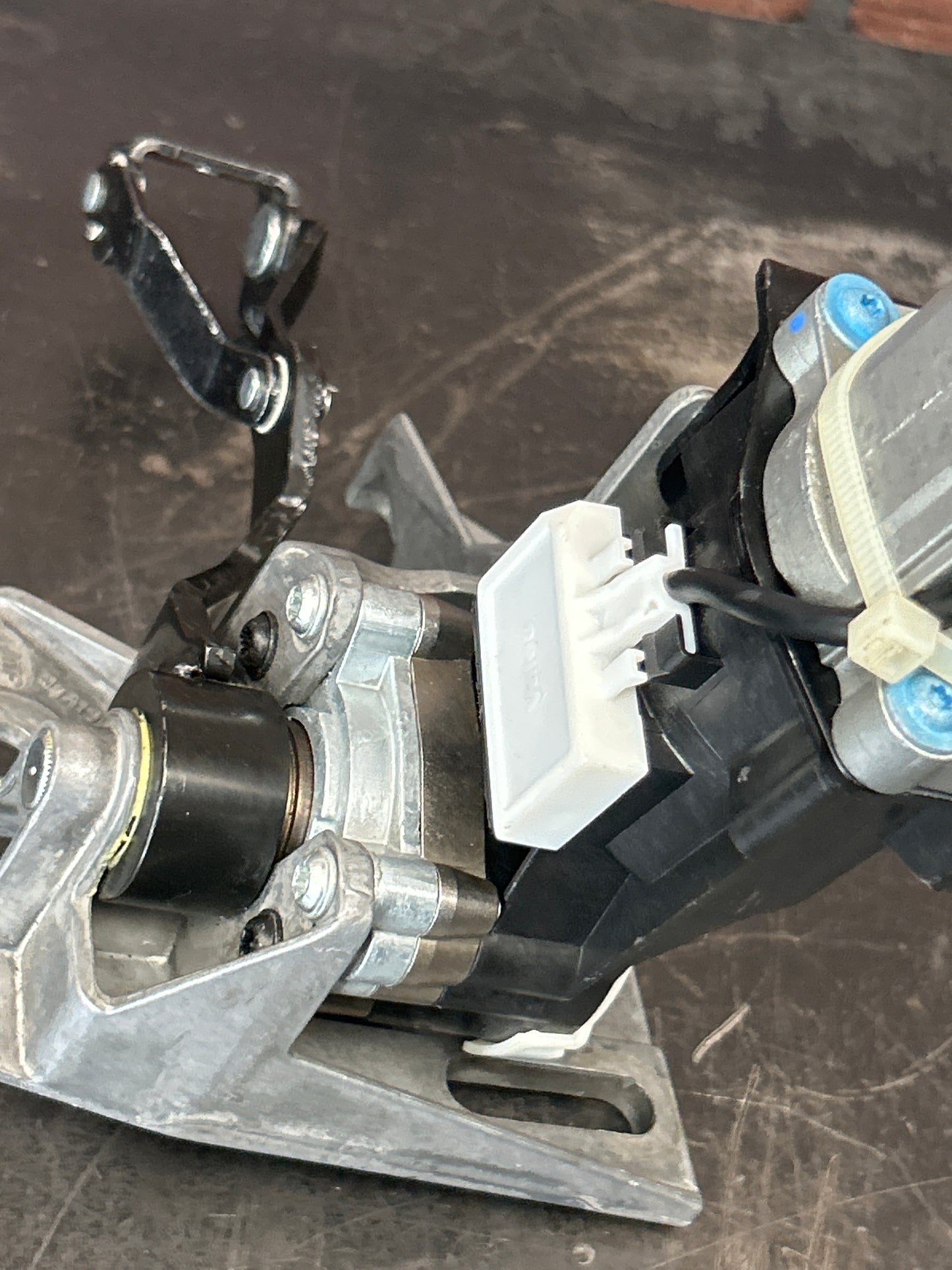 Audi 4G8 A7 S7 Rear Driver Left Side Trunk Boot Electric Drive Motor OEM