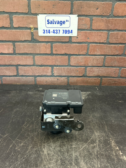 2009-2010 Jeep Grand Cherokee Commander ABS Anti Lock Brake Pump Module OEM