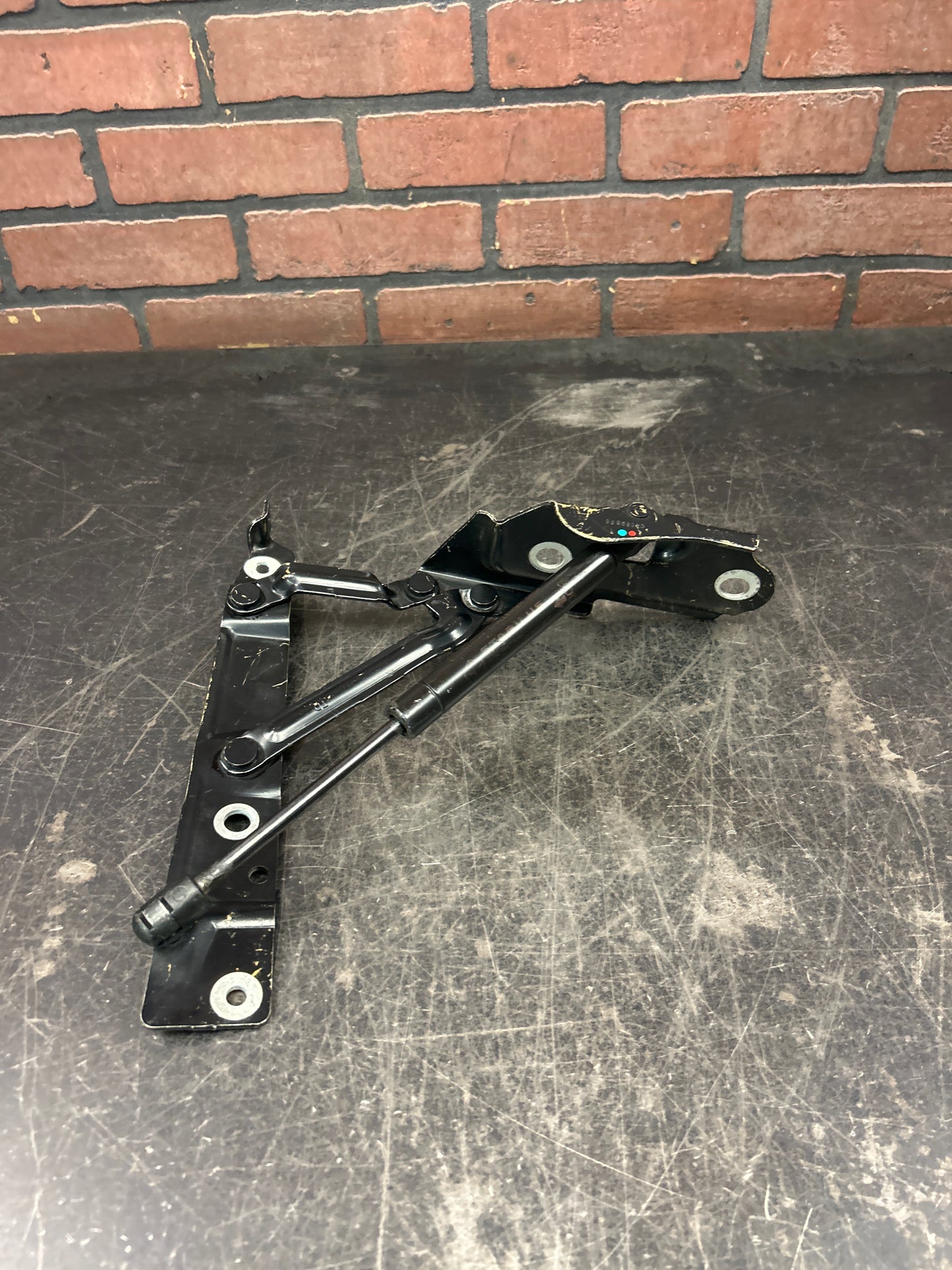 2008-2023 DODGE CHALLENGER REAR TRUNK DECK LID HINGE SUPPORT SET OEM
