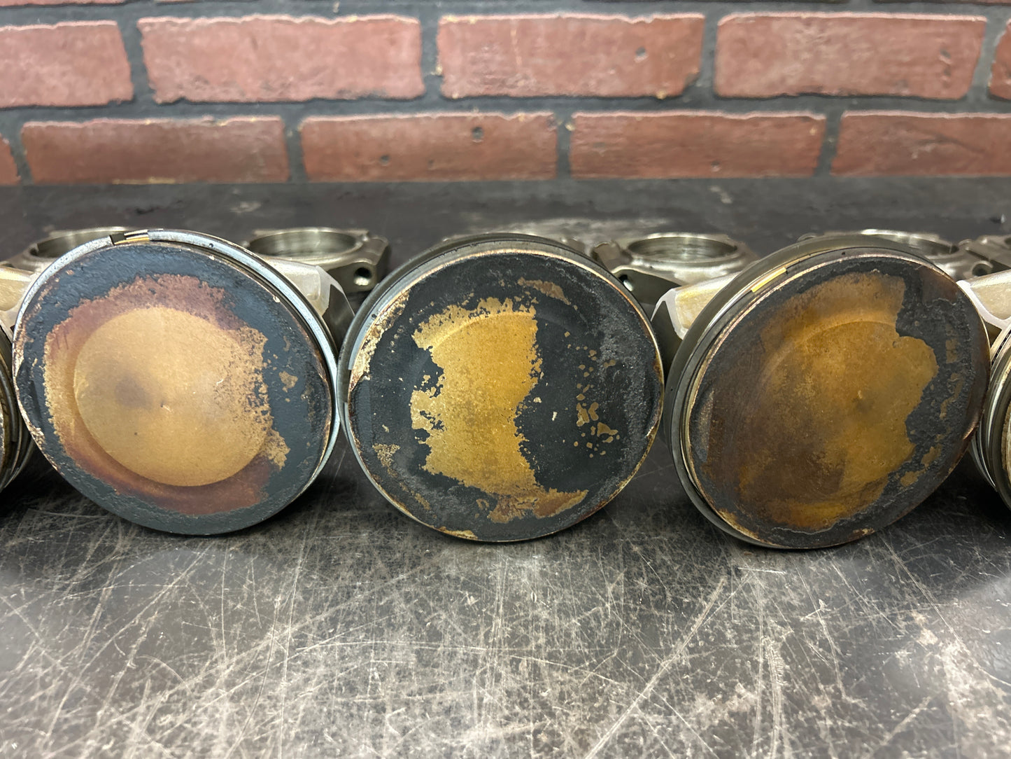 2011 - 2023 DODGE CHALLENGER SRT8 6.4L OEM ENGINE PISTONS & PIN CONNECTING RODS