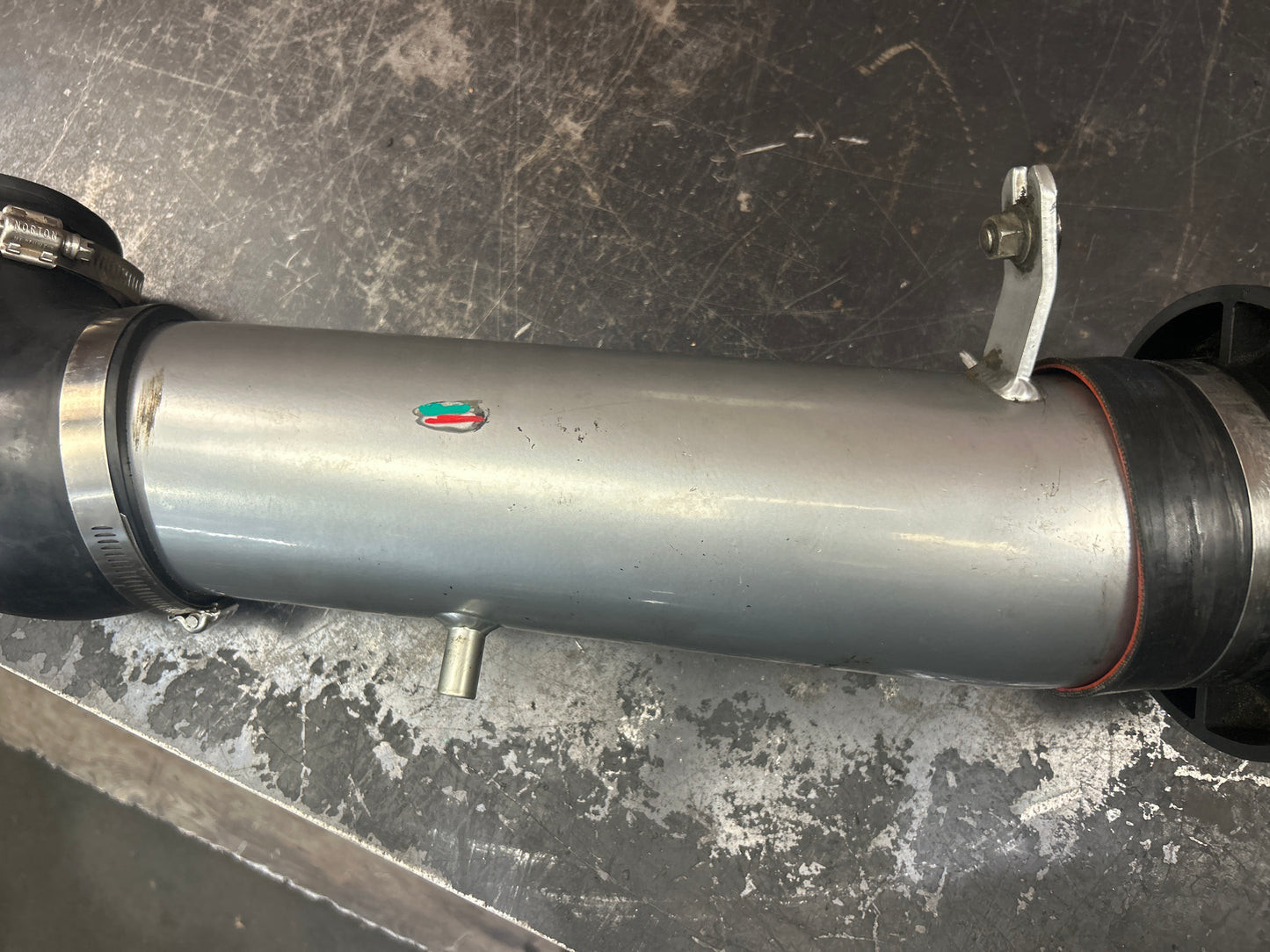 2005-2010 Dodge Charger Challenger 300 5.7 6.1 Cold Air Intake Tube Mopar OEM