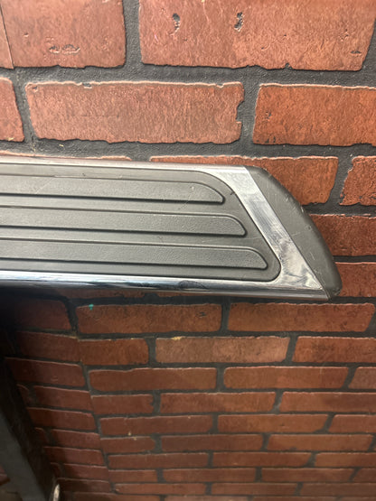 2013-2017 CHEVY TRAVERSE RIGHT PASSENGER SIDE LOWER RUNNING BOARD