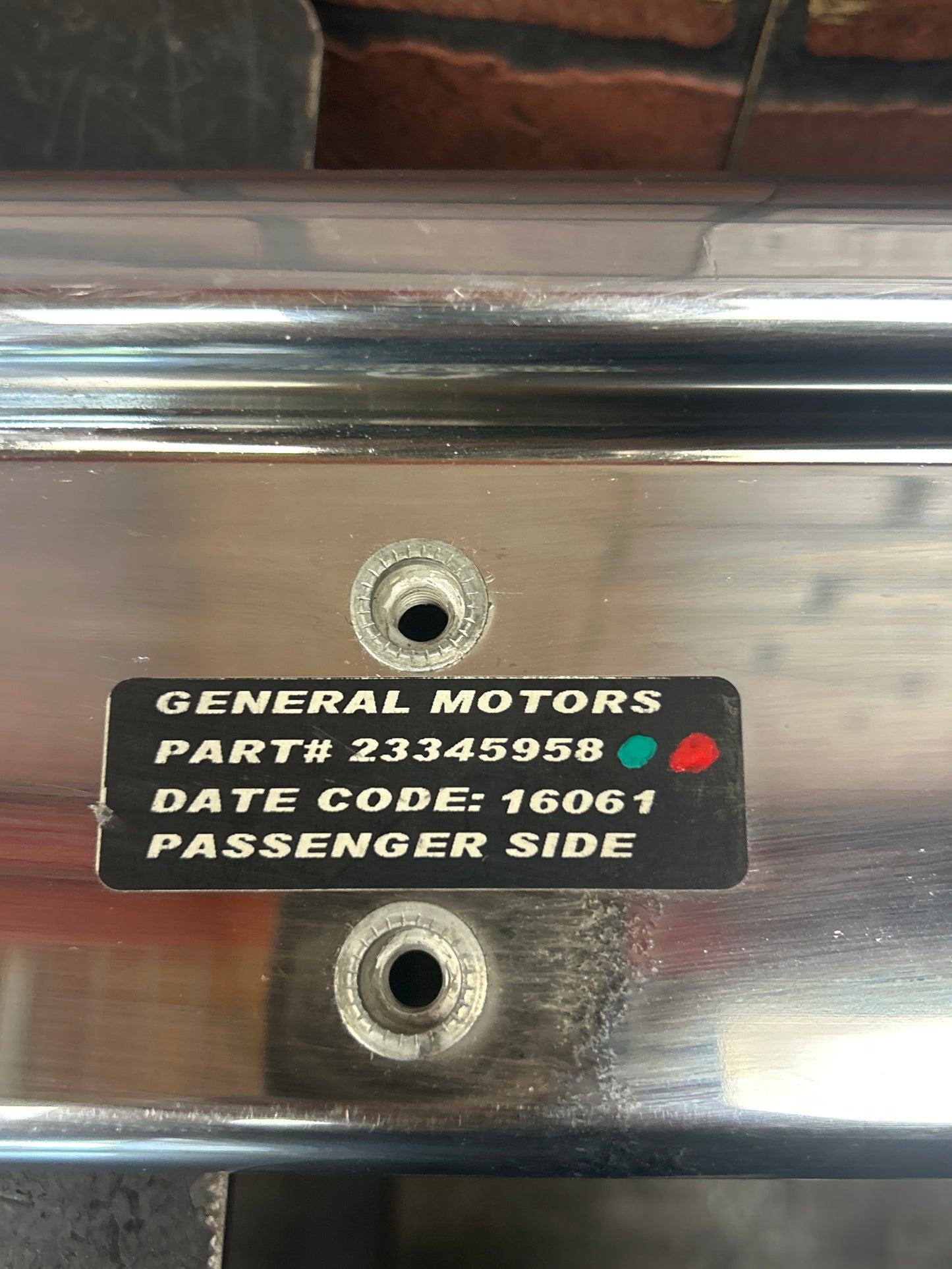 2013-2017 CHEVY TRAVERSE RIGHT PASSENGER SIDE LOWER RUNNING BOARD