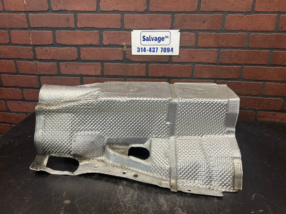 2012-2018 AUDI A6 S7 FWD 2.0L CENTER EXHAUST HEAT SHIELD COVER PLATE OEM