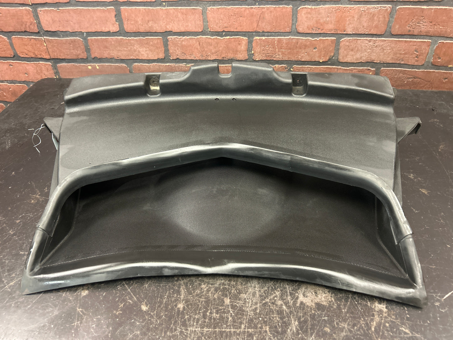14-19 CHEVROLET CORVETTE C7 FRONT RADIATOR UPPER AIR DUCT BAFFLE EXTENSION OEM