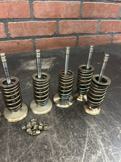 2011-26 Dodge Jeep Chrysler 6.4L Hemi Set of 8 Valve Springs & Retainers Mopar