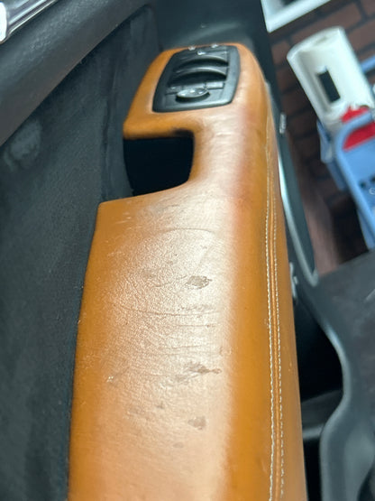 2014 - 2017 Jeep Grand Cherokee SRT Front Driver Left Side Panel Door