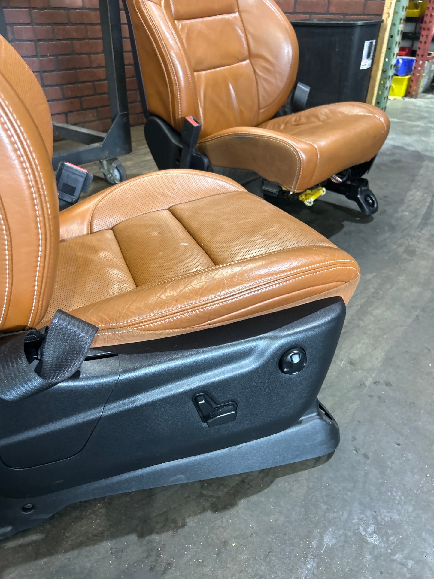 15-17 Jeep Grand Cherokee SRT Peanut Butter Sepia Front Rear Complete Seat Set