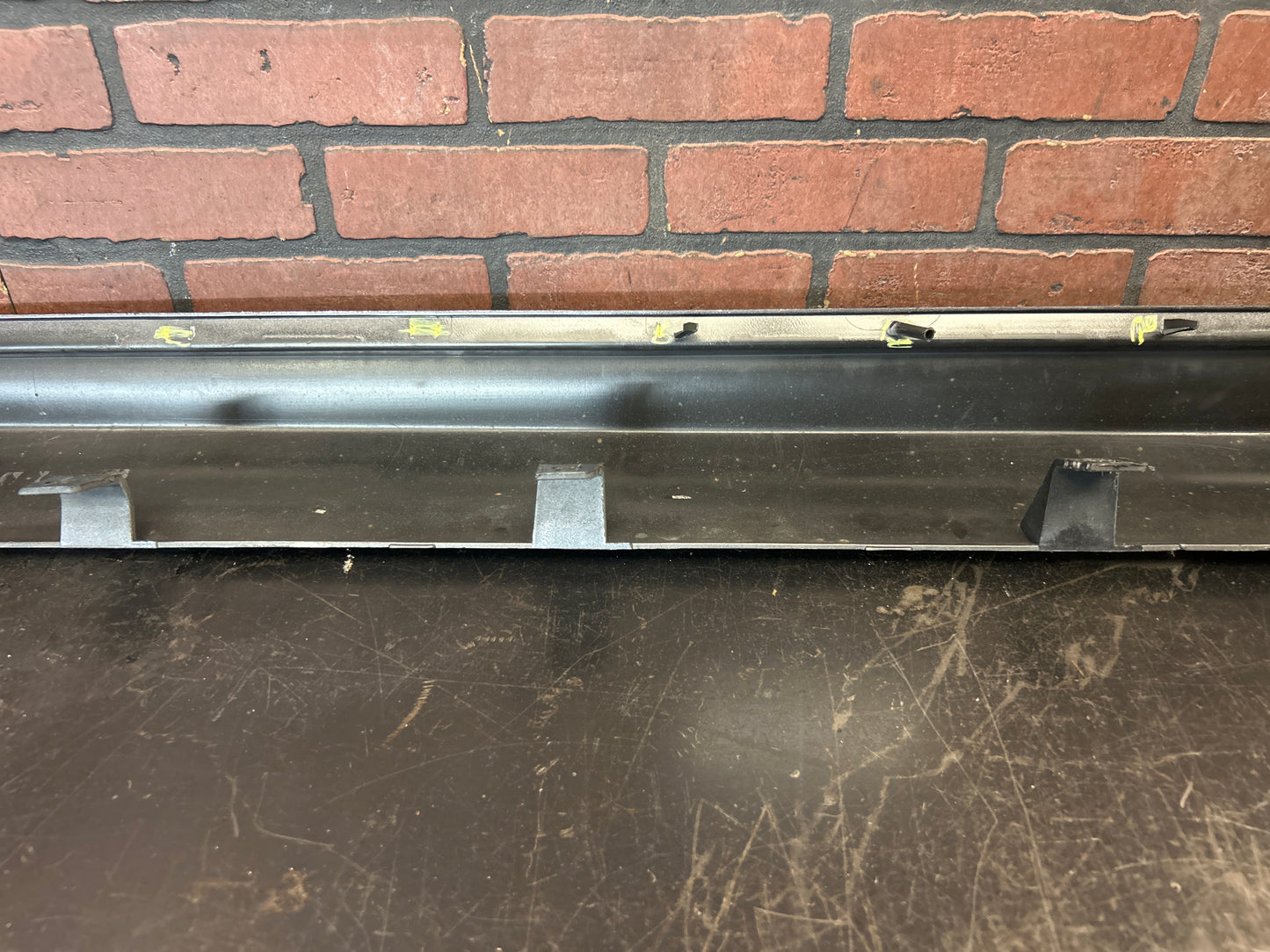 2014-2021 Jeep Grand Cherokee Driver Left Side Rocker Molding Panel OEM