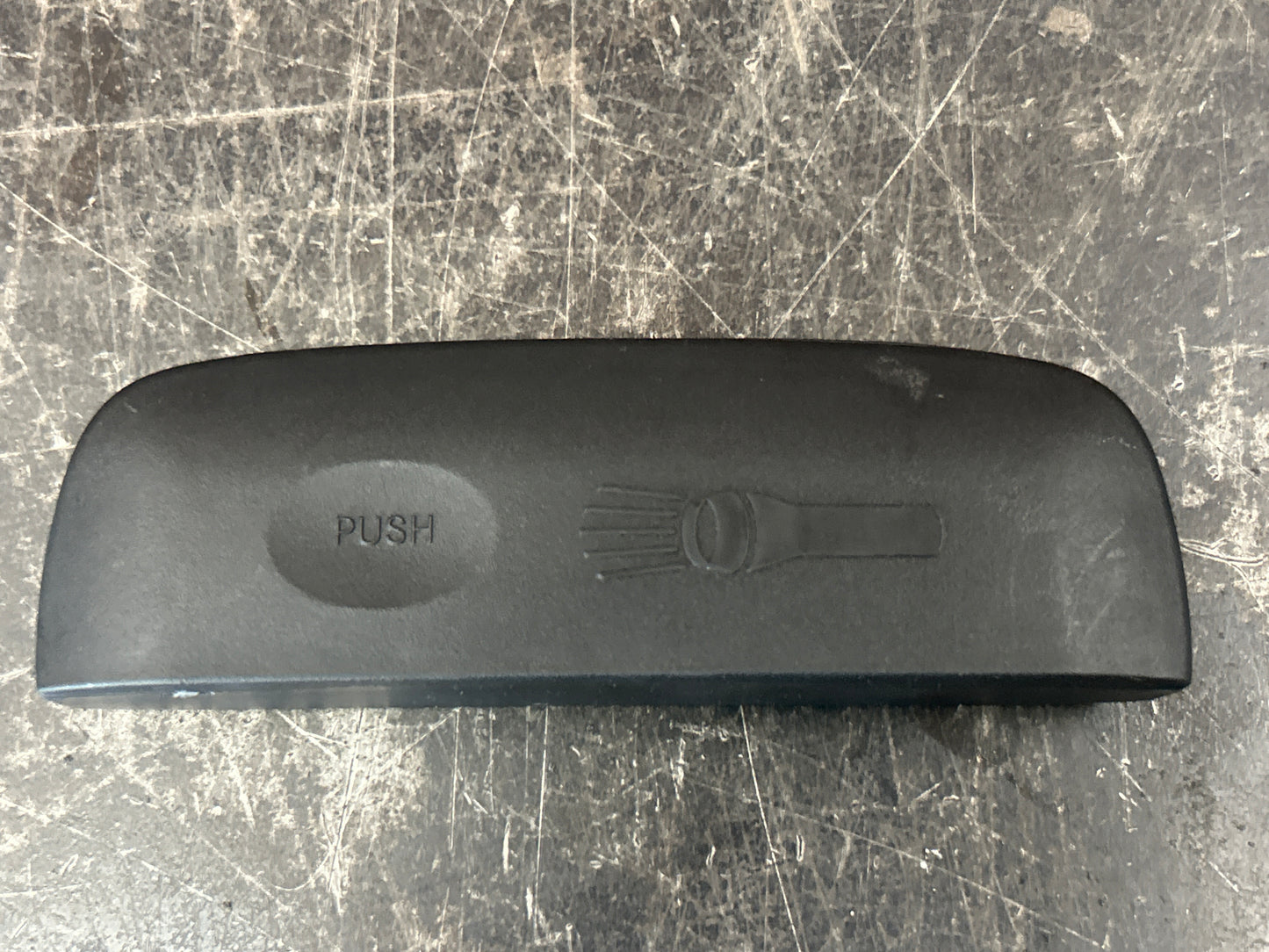 2011-2019 Jeep Grand Cherokee Flashlight And Docking Station Assembly Mopar OEM