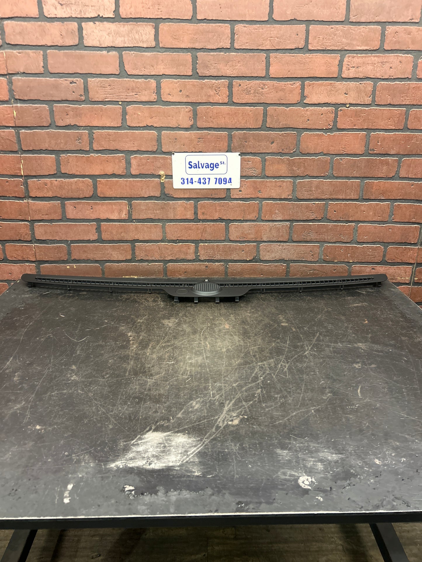 11-21 Jeep Grand Cherokee Black Dash Dashboard Defrost Air Vent Trim Panel OEM