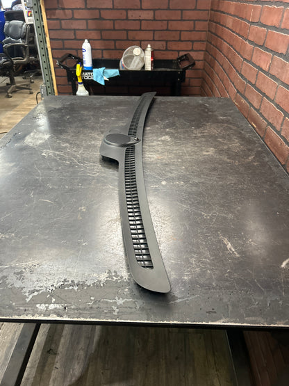 11-21 Jeep Grand Cherokee Black Dash Dashboard Defrost Air Vent Trim Panel OEM