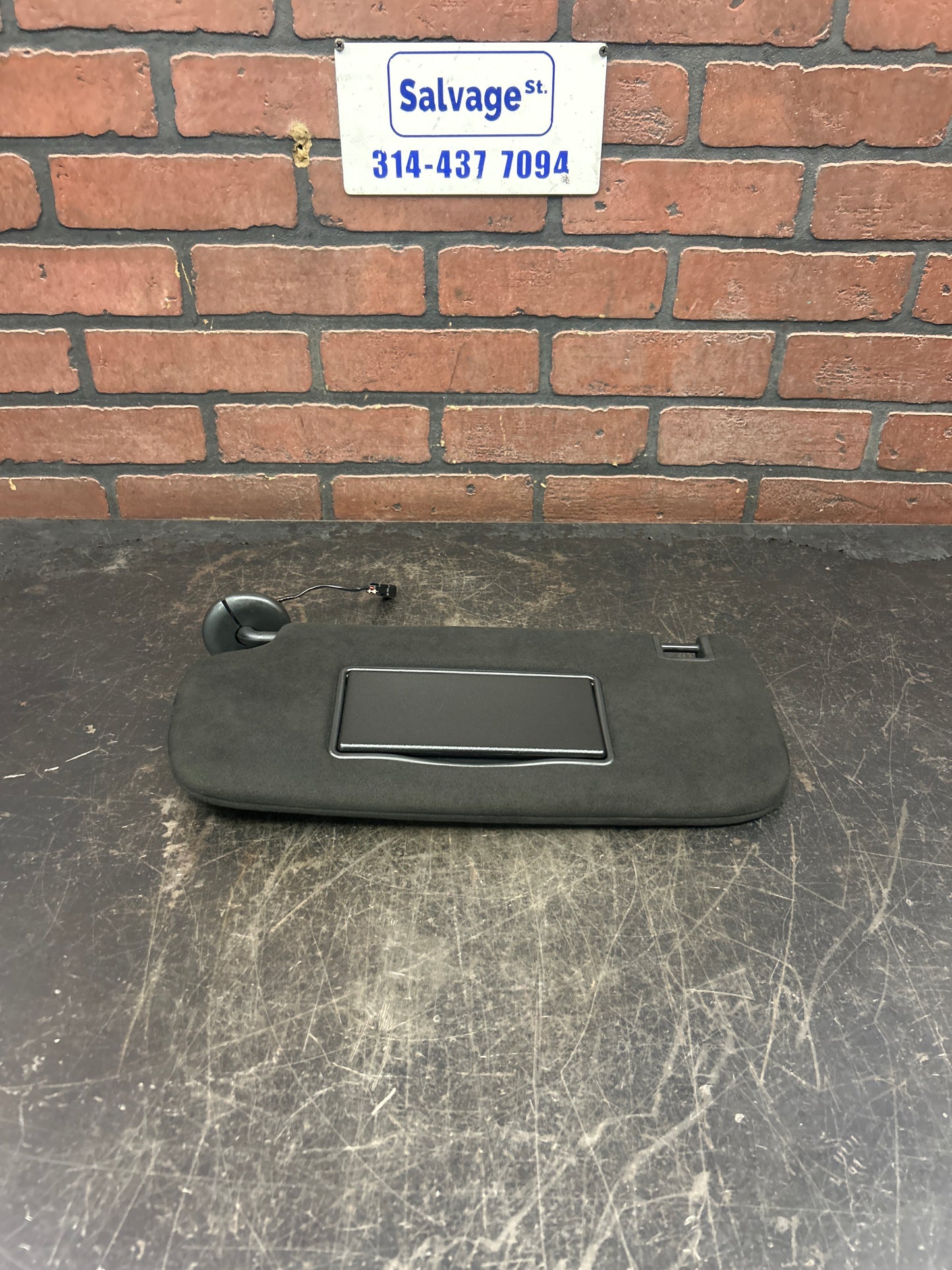 2011-2021 Jeep Grand Cherokee Sun Visor Left Right Set OEM BLACK Shade W/ Lights