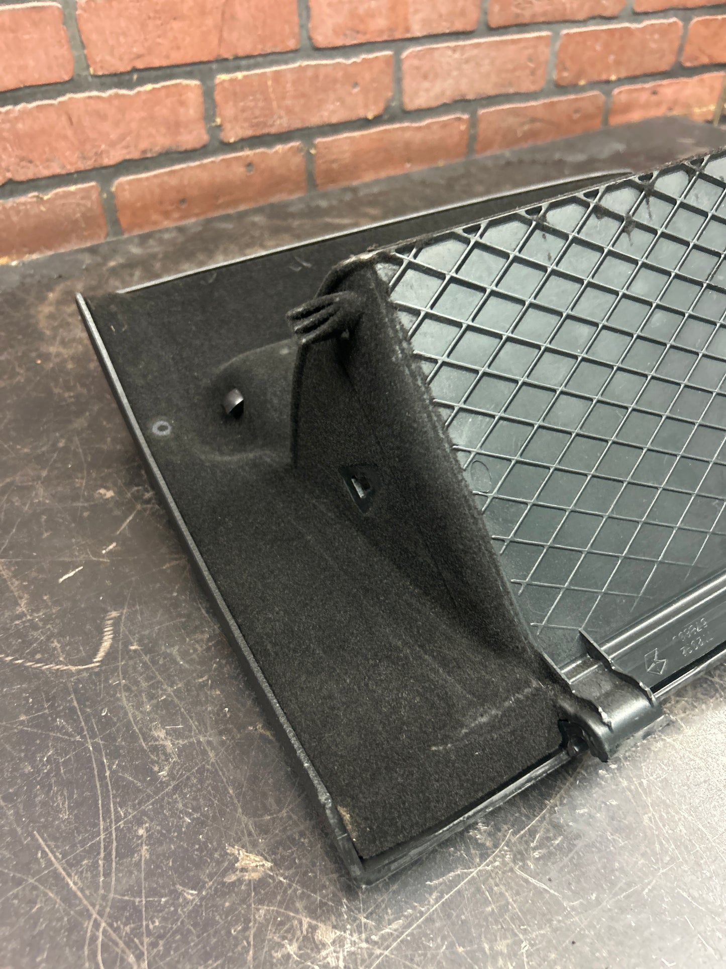 2011-2021 Jeep Grand Cherokee Overland Glove Box Storage Compartment 01450113BL