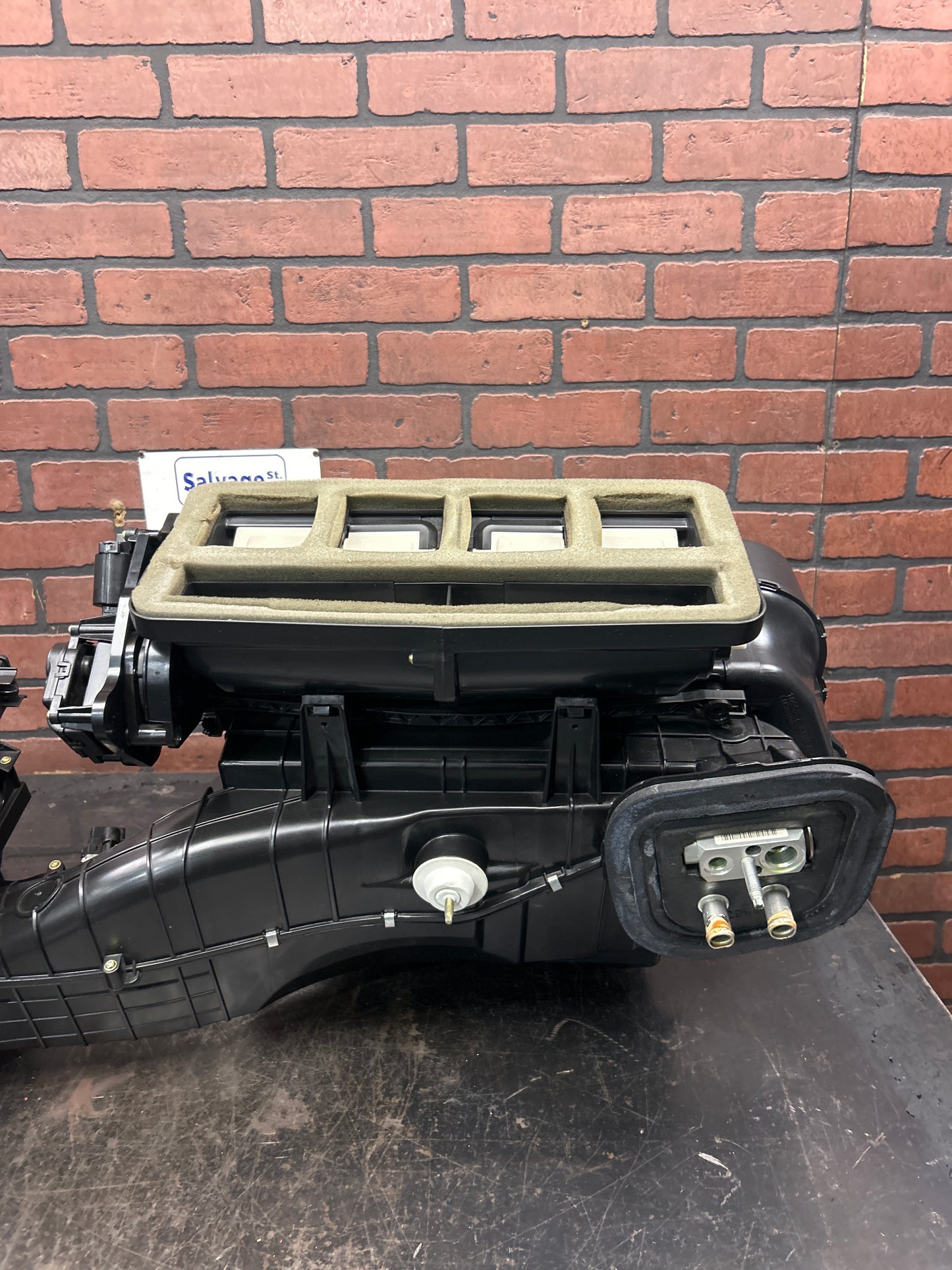 14-21 Jeep Grand Cherokee HVAC AC Climate Heater Blower Motor Housing Box OEM