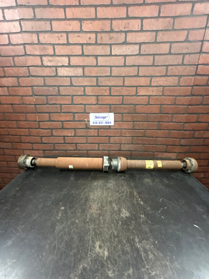 2012 - 2018 JEEP GRAND CHEROKEE SRT8 6.4L OEM REAR PROP SHAFT DRIVESHAFT LINE