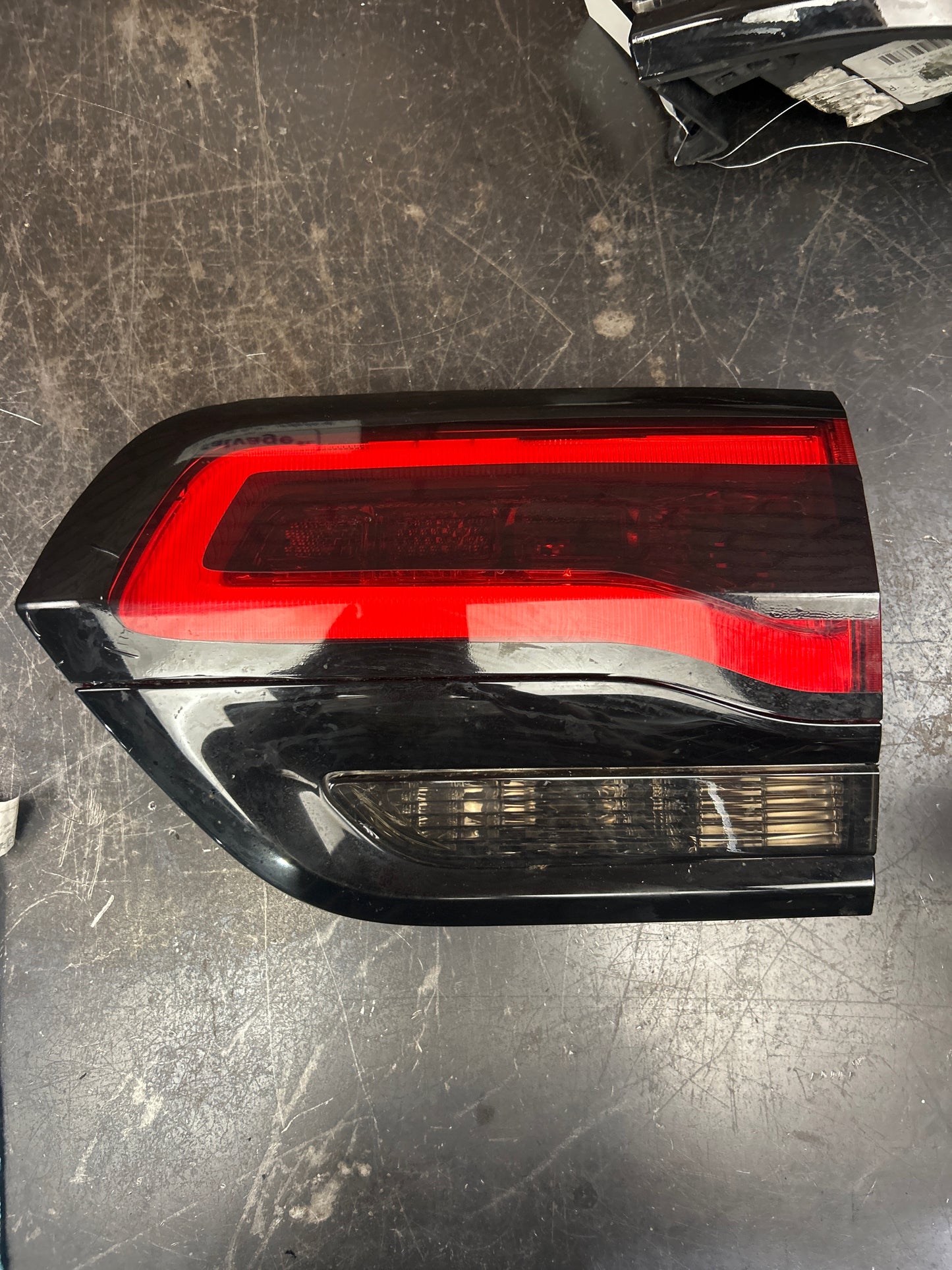 2014-2021 Jeep Grand Cherokee OEM Right Left Rear Taillight Lamp Set of 4