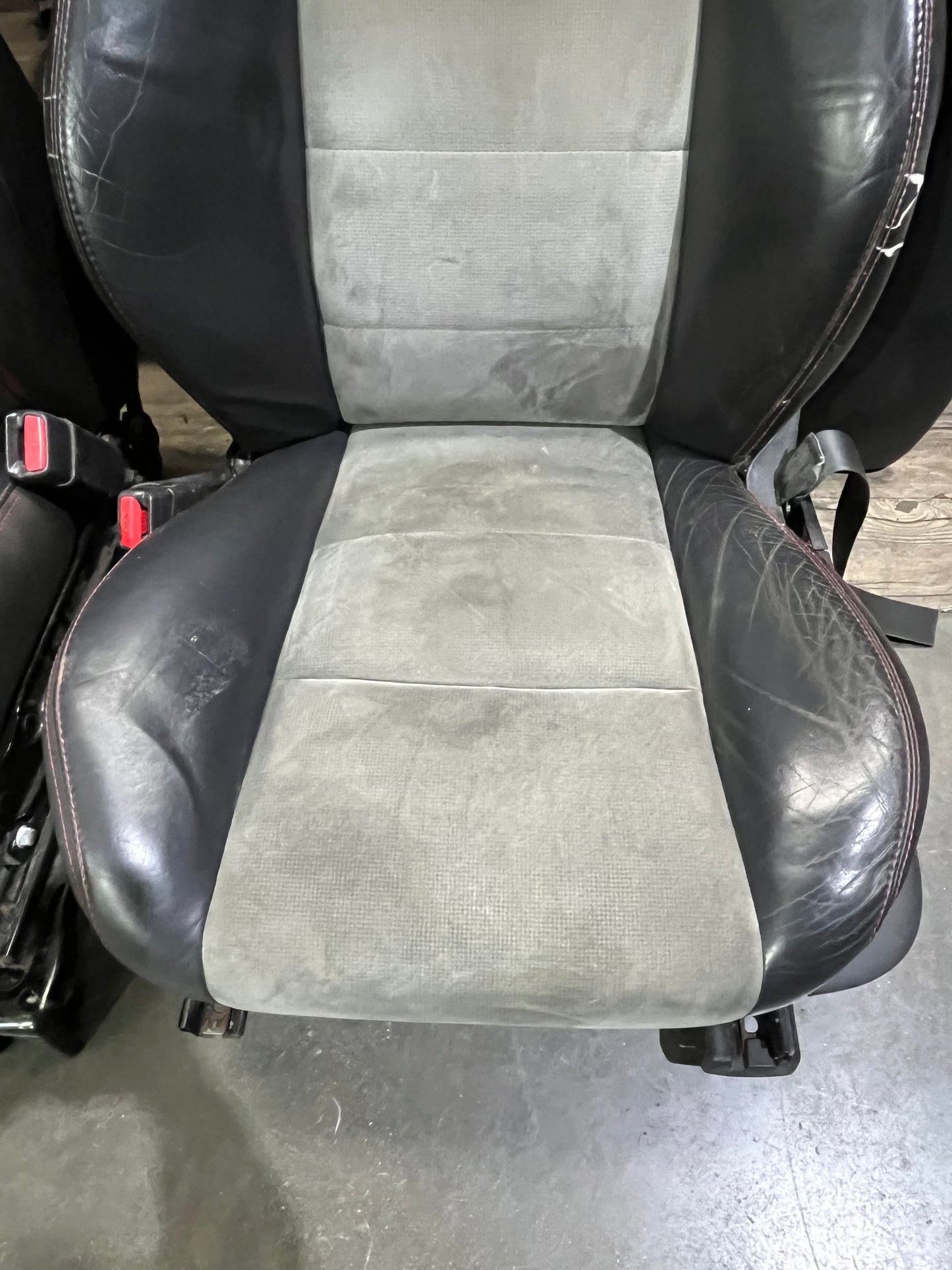 2006 - 2007 DODGE CHARGER SRT8 OEM FRONT REAR HEATED LEATHER SUEDE CHAIR SEATS
