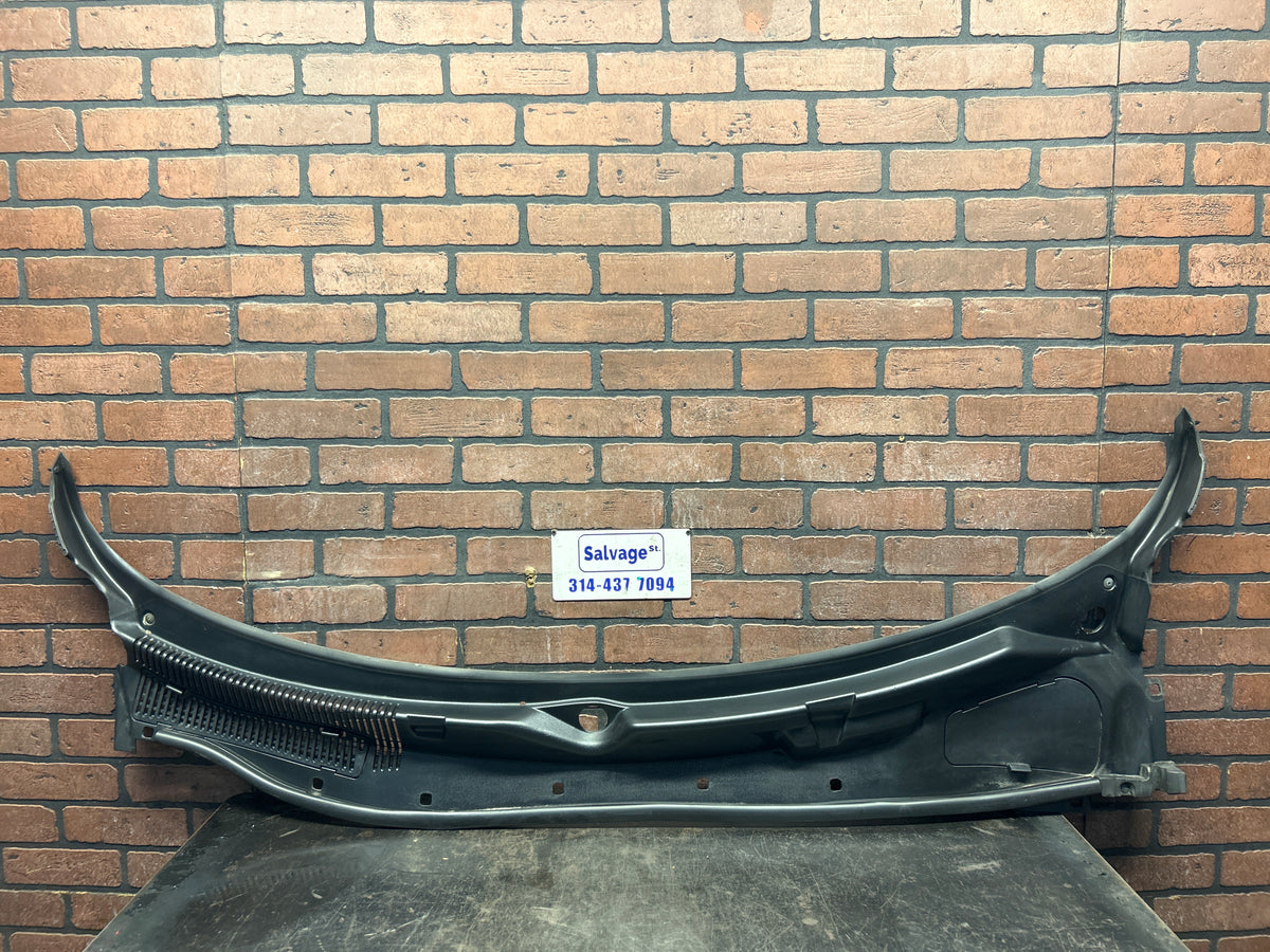 08-23 Dodge Challenger Hellcat Front Windshield Defroster Cowl Panel 05028757AG