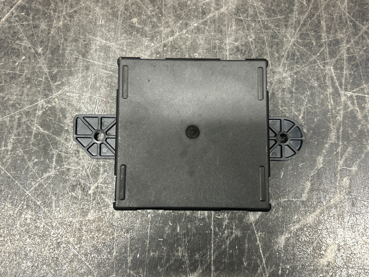 15-17 Dodge Challenge Hellcat Front Right Passenger Side Door Control Module OEM