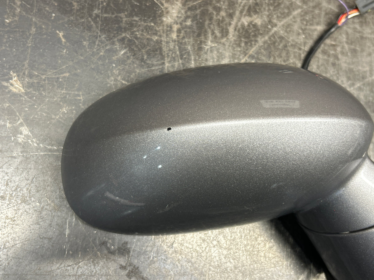 2015-2019 Dodge Challenger RH Passenger Door Mirror Side View OEM 5LD66JSCAC