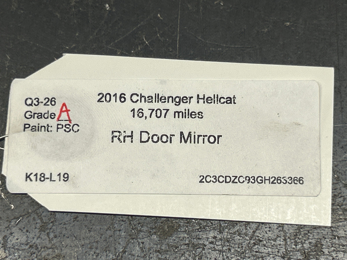 2015-2019 Dodge Challenger RH Passenger Door Mirror Side View OEM 5LD66JSCAC