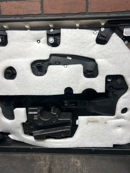 15-23 DODGE CHALLENGER HELLCAT F/RIGHT INTERIOR DOOR PANEL 5SL763X9AH