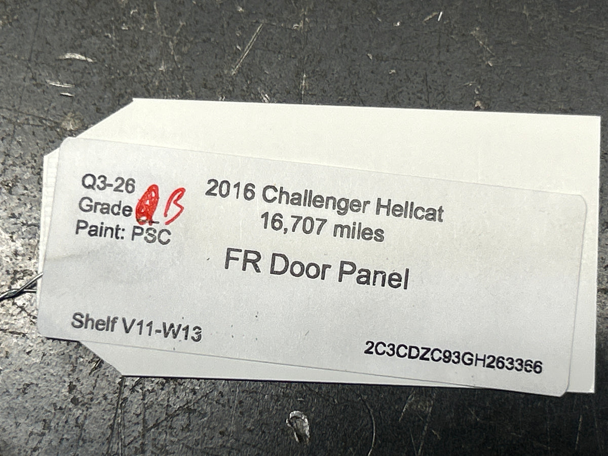 15-23 DODGE CHALLENGER HELLCAT F/RIGHT INTERIOR DOOR PANEL 5SL763X9AH