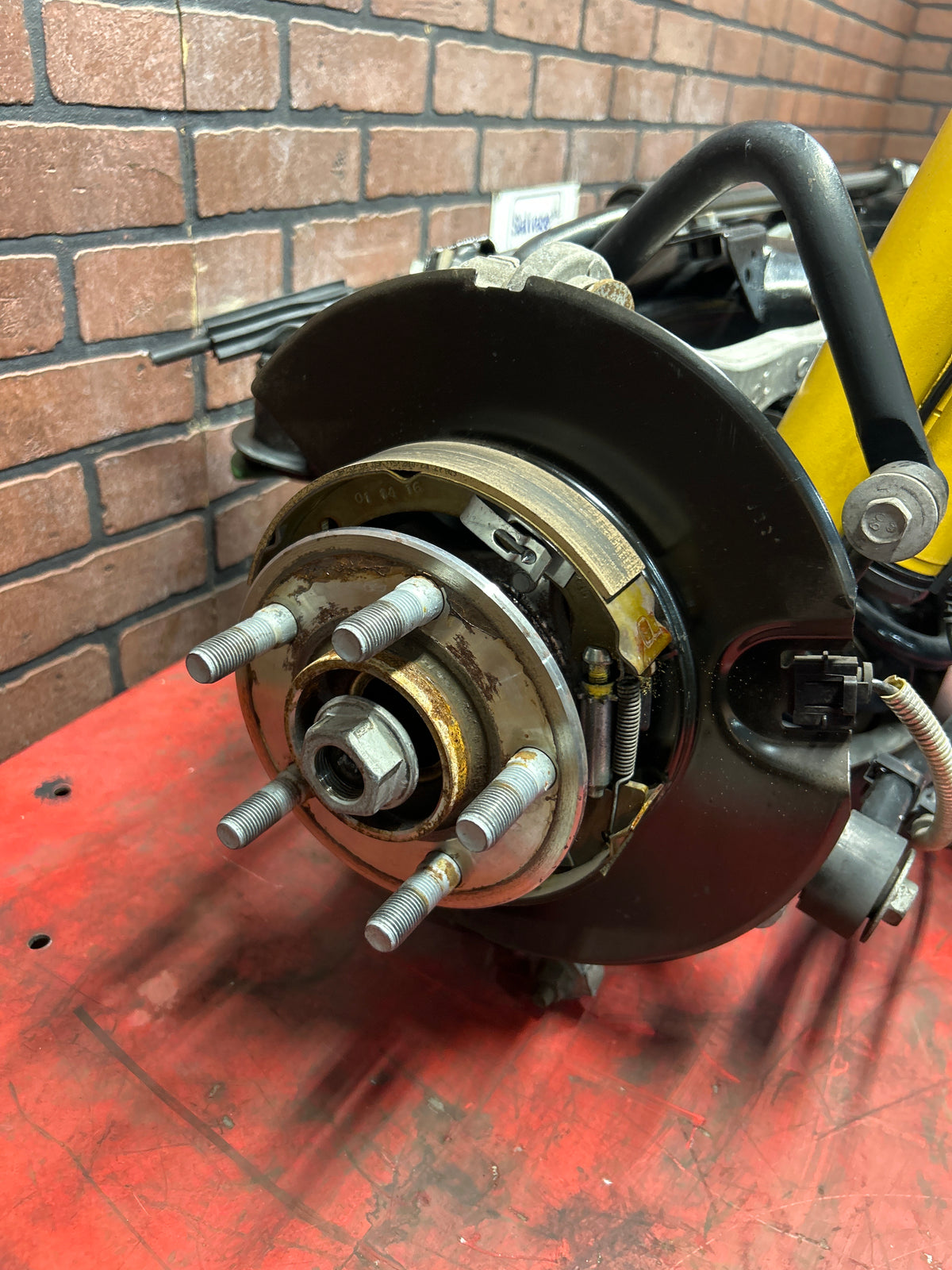 15-23 Challenger SRT Hellcat Complete Rear Cradle 3.70 LSD Manual Differential