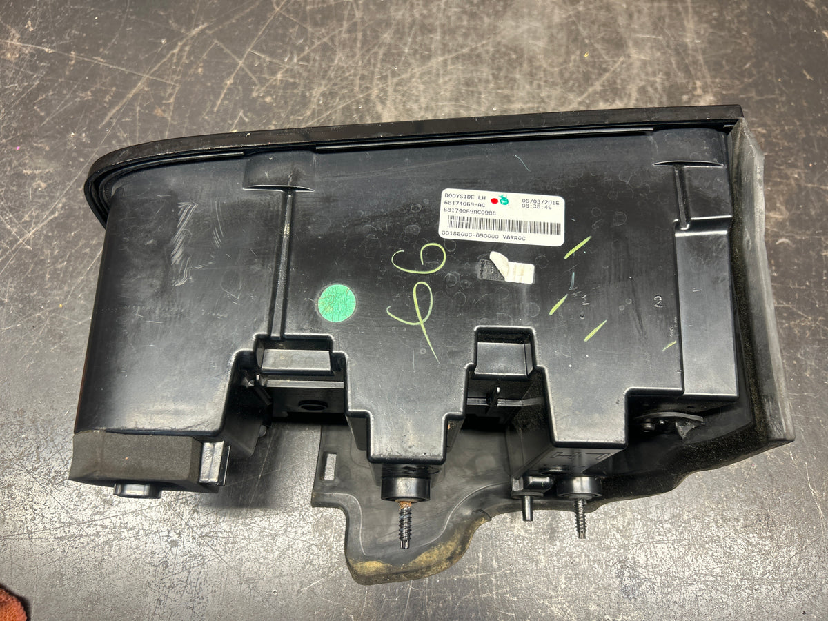 2015-2023 Dodge Challenger Driver Left Tail Light 68174069Ac OEM WORKING TESTED
